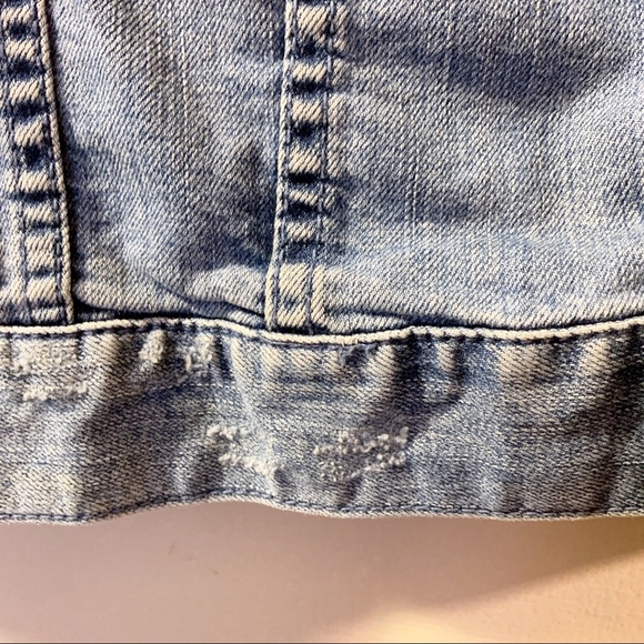 Merona Jean Jacket - Distressed - L - Picture 4 of 7